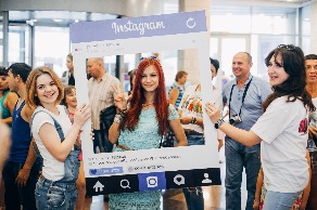 Evr_162903-2.jpg
